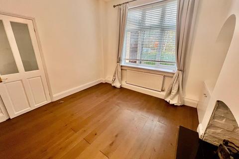 3 bedroom end of terrace house for sale, Kettering Road, Rothwell