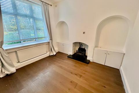 3 bedroom end of terrace house for sale, Kettering Road, Rothwell
