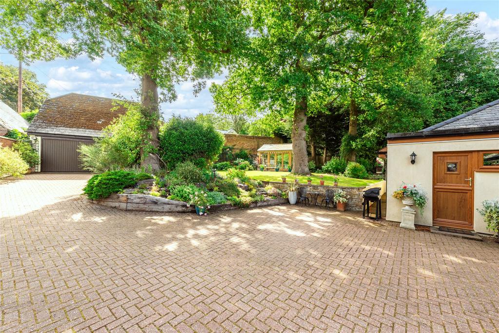 Driveway &amp; Parking