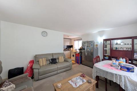 undefined, Elvedon Road, Feltham, TW13