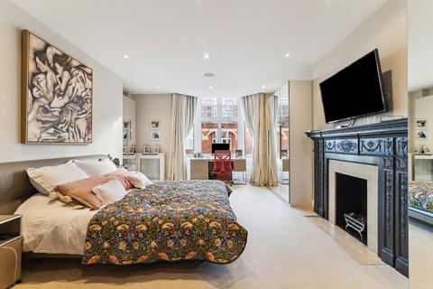 3 bedroom apartment for sale, Bickenhall Mansions