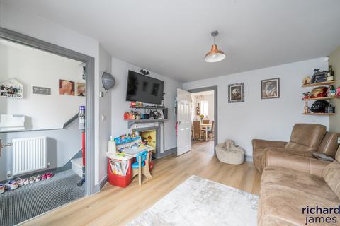 5 Crosstrees, Royal Wootton Bassett, Swindon, SN4 8FB