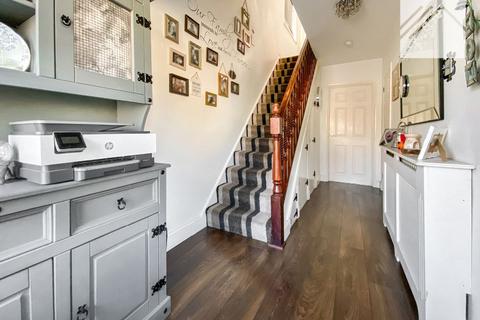 3 bedroom semi-detached house for sale, St. Agnes Drive, Canvey Island
