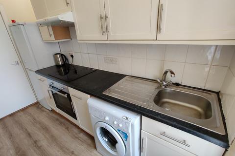 undefined, Park Road, West End, Glasgow, G4