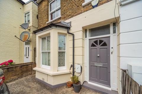26 Canning Crescent, London, N22 5SR
