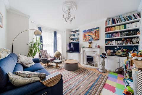 26 Canning Crescent, London, N22 5SR