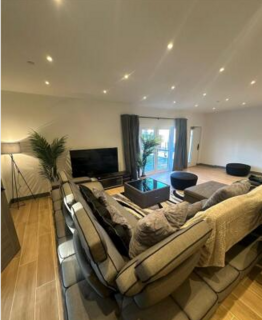 undefined, Avenir Court, Ballards Lane, London