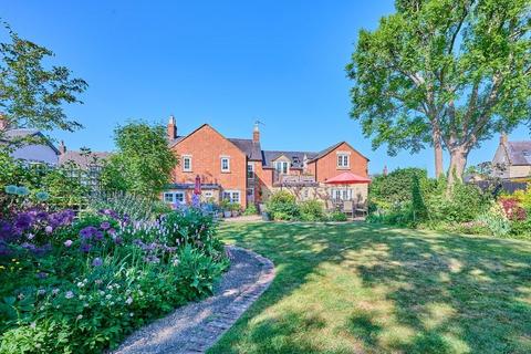 undefined, High Street, Towcester NN12