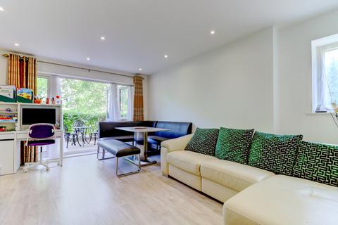 undefined, Bartlett Crescent, Buckinghamshire HP12