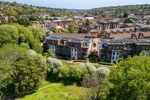 2 bedroom apartment for sale, Bartlett Crescent, Buckinghamshire HP12