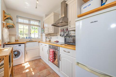 3 bedroom end of terrace house for sale, The Street, Staple, Canterbury, Kent, CT3