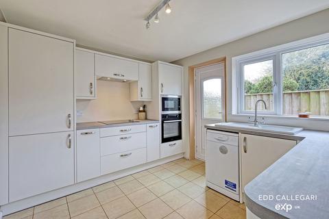 12 Newlands, Elmsett, Ipswich, IP7 6NZ
