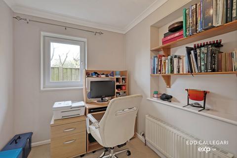 12 Newlands, Elmsett, Ipswich, IP7 6NZ