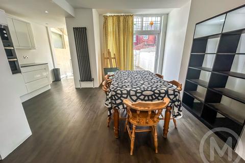 3 bedroom terraced house for sale, Gainsborough Road, Blackpool, FY1 4DZ