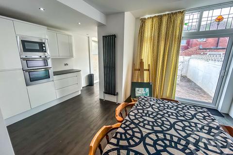 3 bedroom terraced house for sale, Gainsborough Road, Blackpool, FY1 4DZ