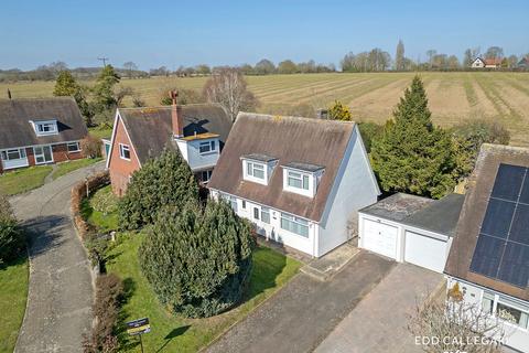 11 Lower Byfield, Monks Eleigh, Ipswich, IP7 7JJ