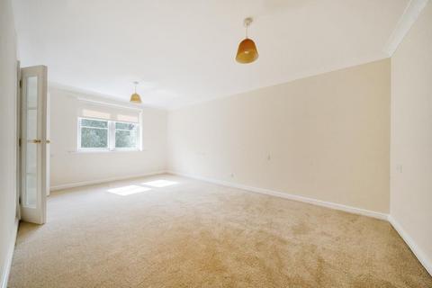 1 bedroom retirement property for sale, Witney,  Oxfordshire,  OX28