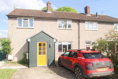 16 Chalklands, Linton, Cambridge, CB21 4JH