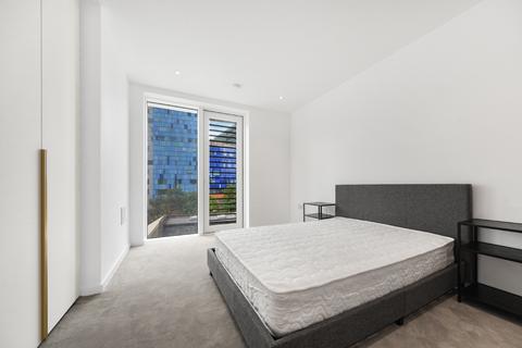 2 bedroom apartment to rent, Cendal Crescent London E1