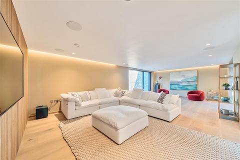 4 bedroom detached house to rent, Lavender Mews, Surbiton