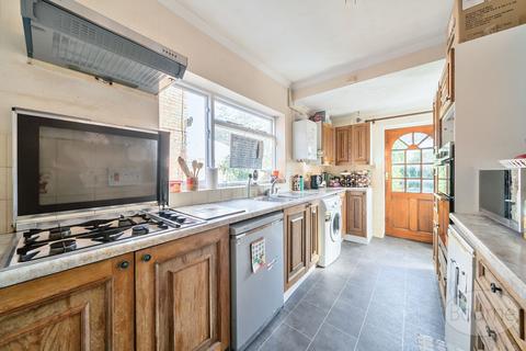 5 Grantley Road, Guildford, GU2 8BW
