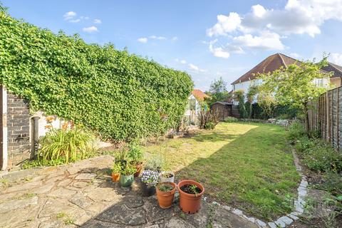 5 Grantley Road, Guildford, GU2 8BW