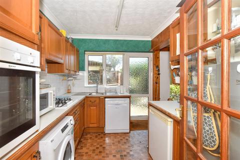 3 bedroom semi-detached house for sale, Chaseside Close, Romford, Essex