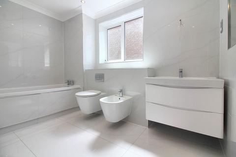 4 bedroom detached house for sale, Middle Road, Aylesbury