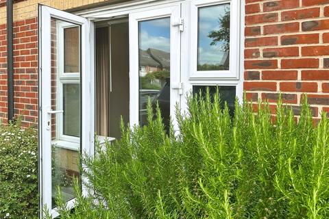 2 bedroom apartment for sale, Eaton Avenue, Slough, Berkshire