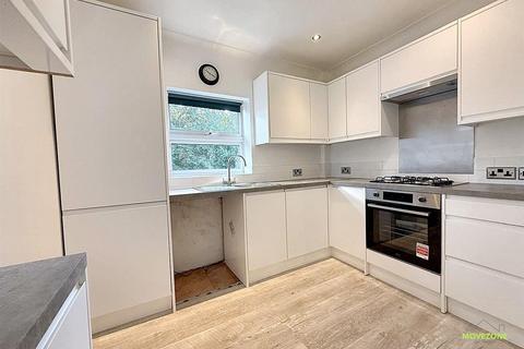 18 Madison Gardens, Bromley, BR2 0SJ