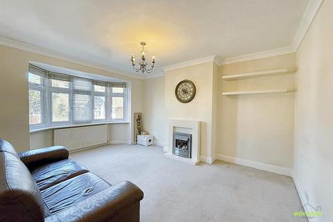 18 Madison Gardens, Bromley, BR2 0SJ