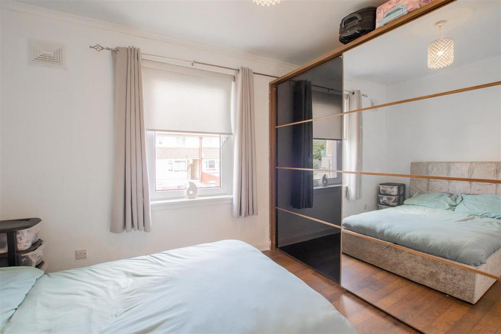 Bedroom.one-2.jpg