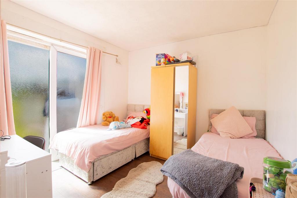 Bedroom.two-1-2.jpg