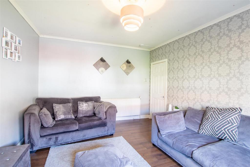 Lounge-4.jpg