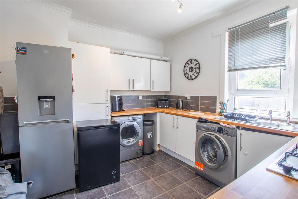 Kitchen-3.jpg