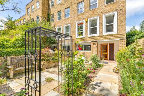 5 bedroom end of terrace house for sale, Camden Square, Camden