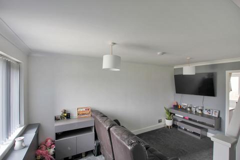 3 Imbert Close, New Romney, TN28 8XP