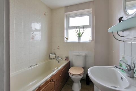 3 Imbert Close, New Romney, TN28 8XP