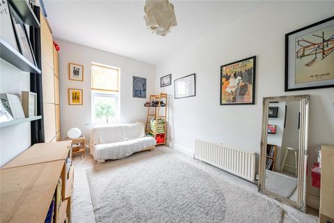 1 De Lacy Mount, Leeds, LS5 3JF