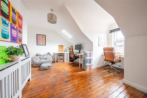 1 De Lacy Mount, Leeds, LS5 3JF