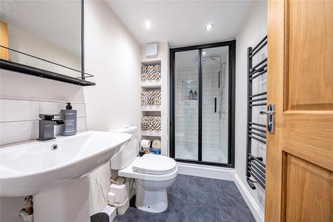 1 De Lacy Mount, Leeds, LS5 3JF