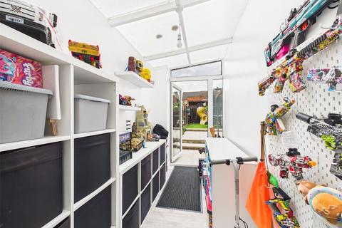 50 Alma Place, Gloucester, GL1 5PX