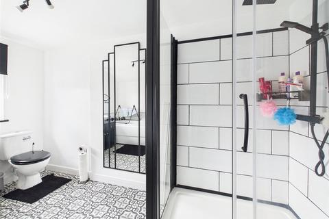 50 Alma Place, Gloucester, GL1 5PX
