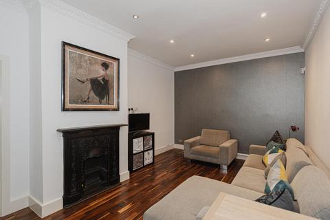 4 bedroom semi-detached house for sale, High Street, Ewell Village