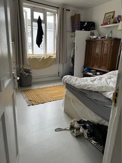 2 bedroom flat for sale, Old Bethnal Green Road, London E2