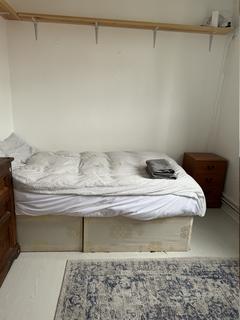 2 bedroom flat for sale, Old Bethnal Green Road, London E2