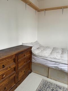 2 bedroom flat for sale, Old Bethnal Green Road, London E2