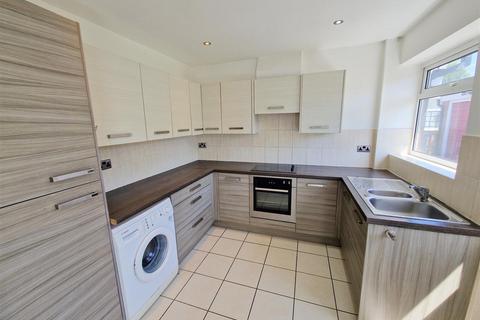33 Avon Drive, Crewe, CW1 5NJ