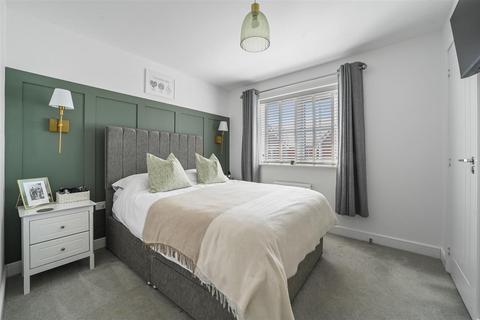 3 bedroom house for sale, Storeys Road, Brantham