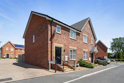 Storeys Road, Brantham